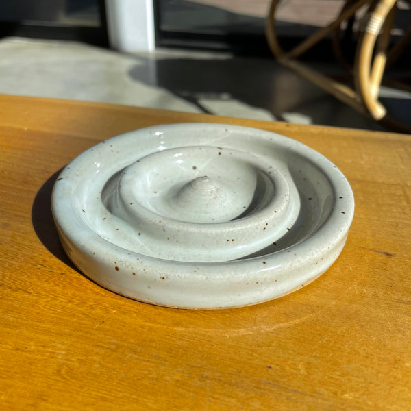 Ashtray in White